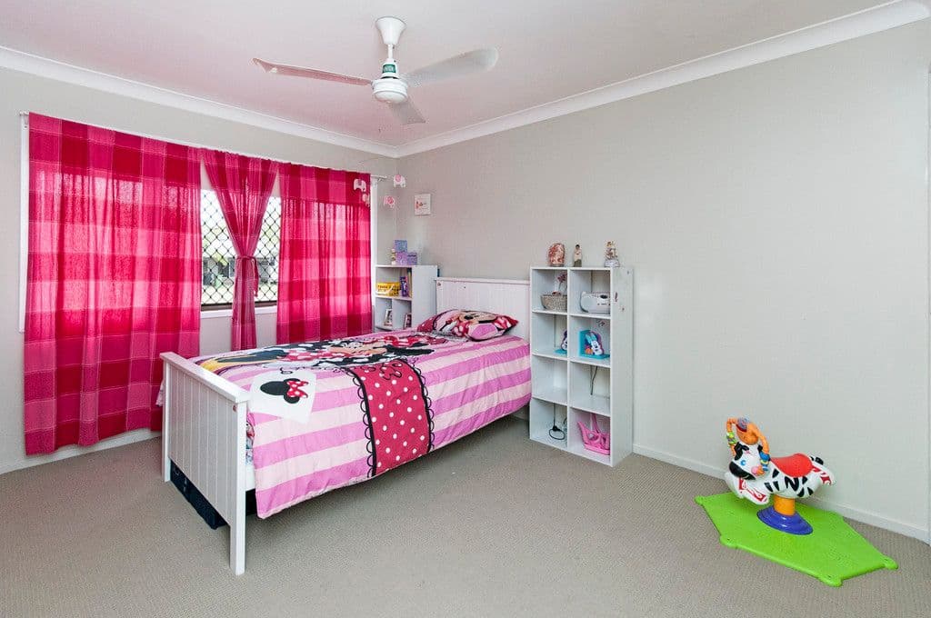 4 Cornwall Street, EASTERN HEIGHTS QLD 4305, Eastern Heights - Thumbnail 8