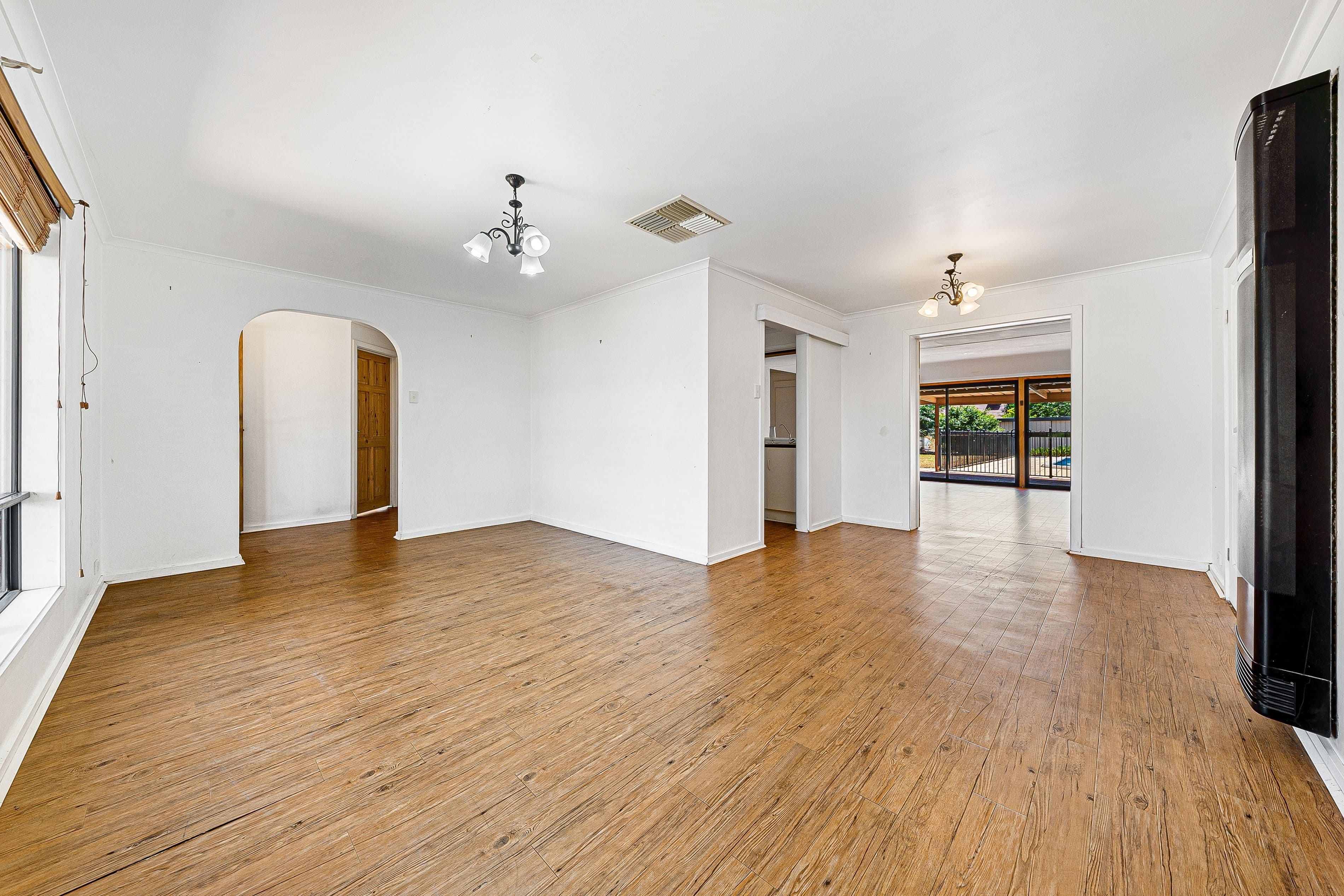 25 Whites Road, Salisbury North SA 5108, Salisbury North - Thumbnail 5