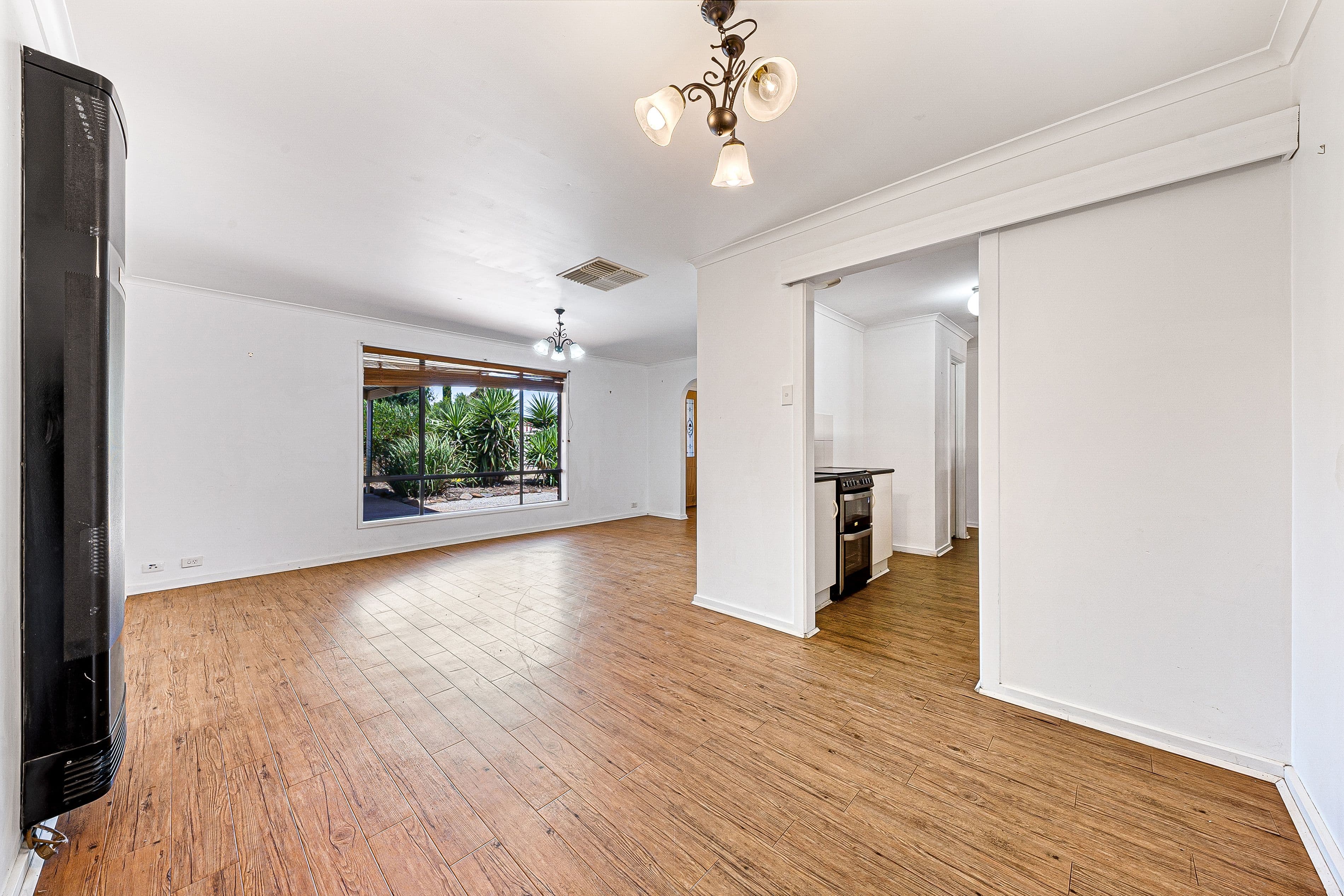 25 Whites Road, Salisbury North SA 5108, Salisbury North - Thumbnail 6