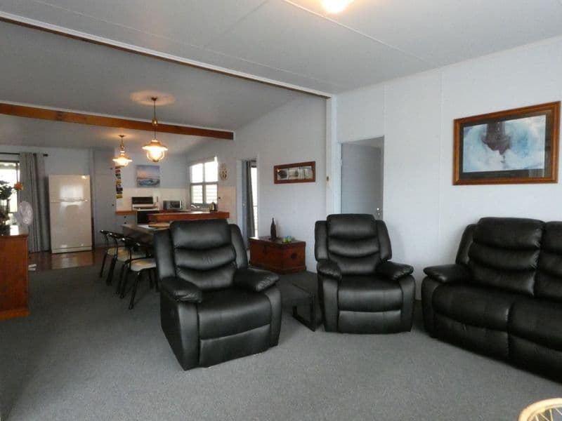 19 Nelson Street, Marion Bay SA 5575, Marion Bay - Thumbnail 2