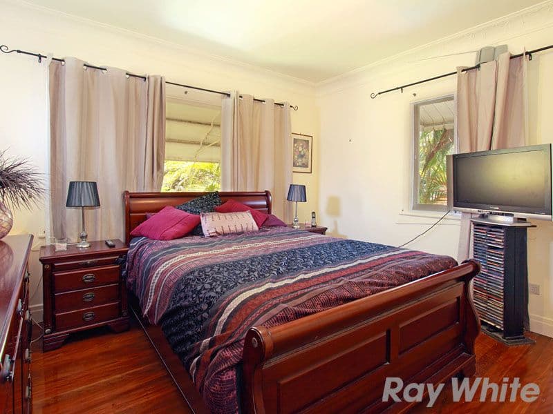 53 Benecia Street, WAVELL HEIGHTS QLD 4012, Wavell Heights - Thumbnail 3