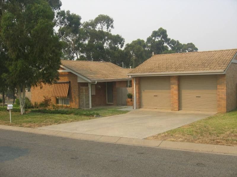 5 Foley Avenue, SEYMOUR VIC 3660, Seymour - Image 1