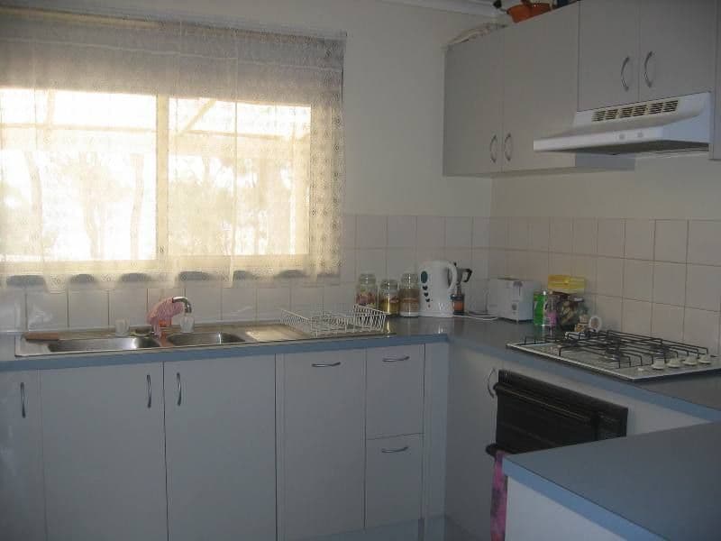 5 Foley Avenue, SEYMOUR VIC 3660, Seymour - Thumbnail 2
