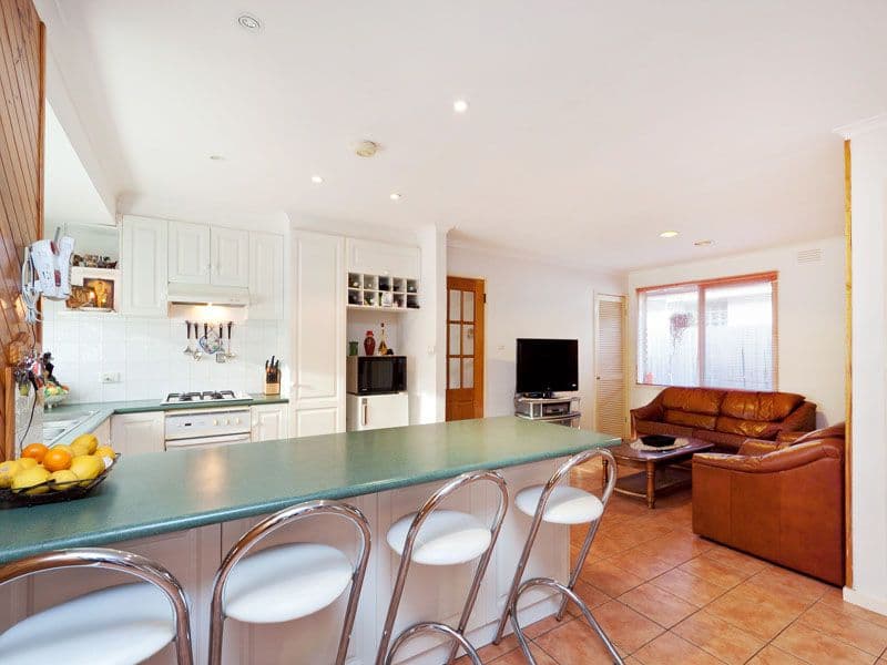 18 Shannon Court, DINGLEY VILLAGE VIC 3172, Dingley Village - Thumbnail 5