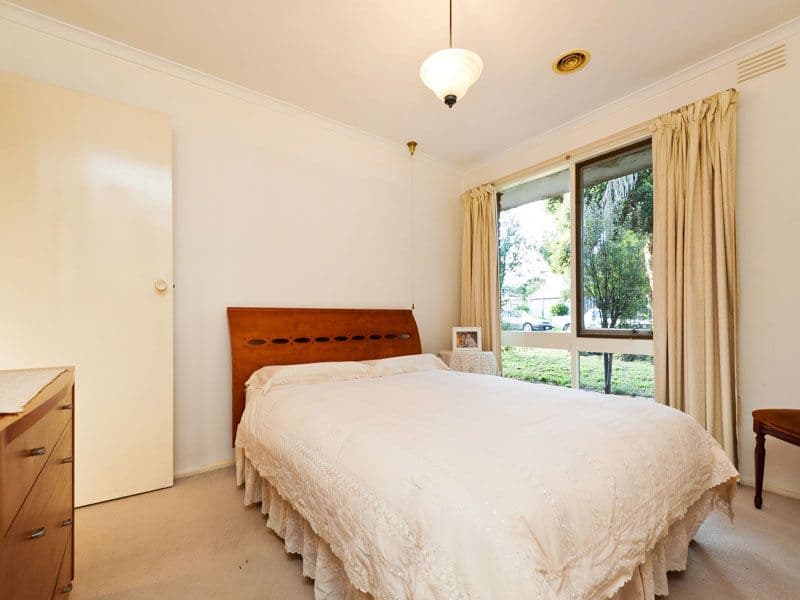 18 Shannon Court, DINGLEY VILLAGE VIC 3172, Dingley Village - Thumbnail 7