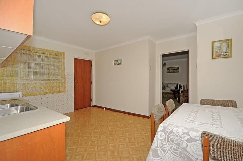 5 Highbar Street, QUEANBEYAN NSW 2620, Queanbeyan - Thumbnail 2