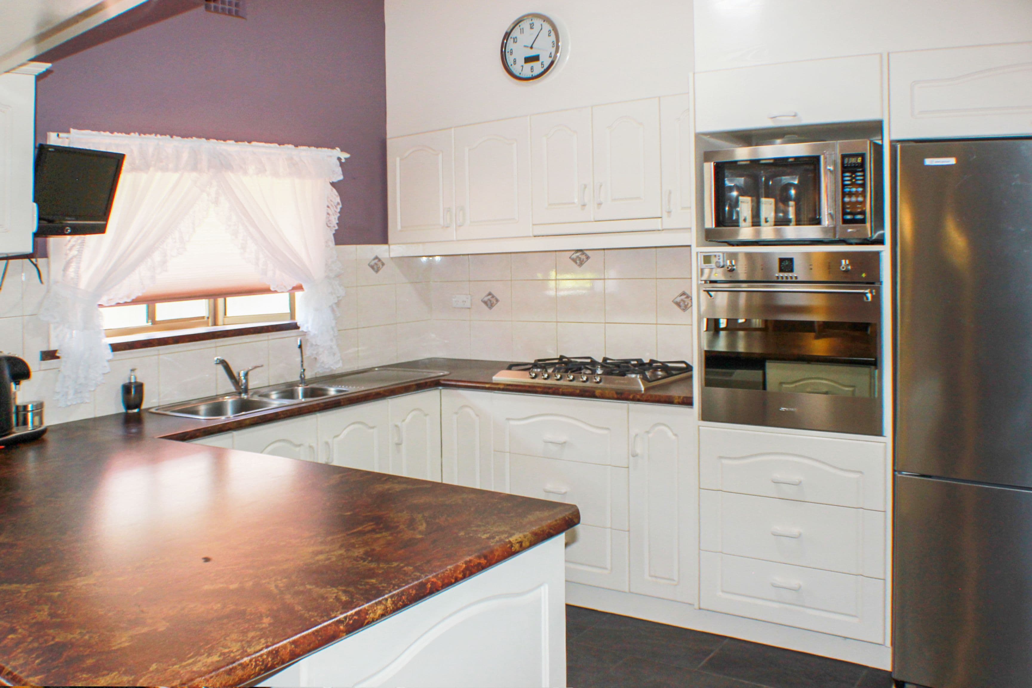 8 Kleeman Street, Whyalla SA 5600, Whyalla - Thumbnail 2