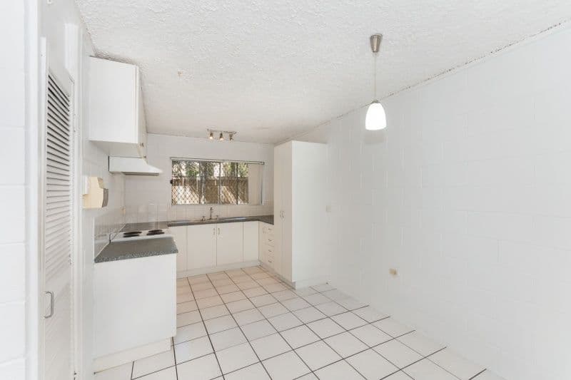 11 Vaughan Street, West End QLD 4810, West End - Thumbnail 2