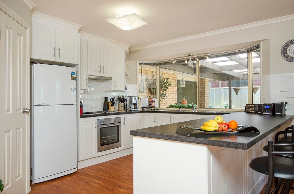 190 Excelsior Parade, Hindmarsh Island SA 5214, Hindmarsh Island - Thumbnail 3