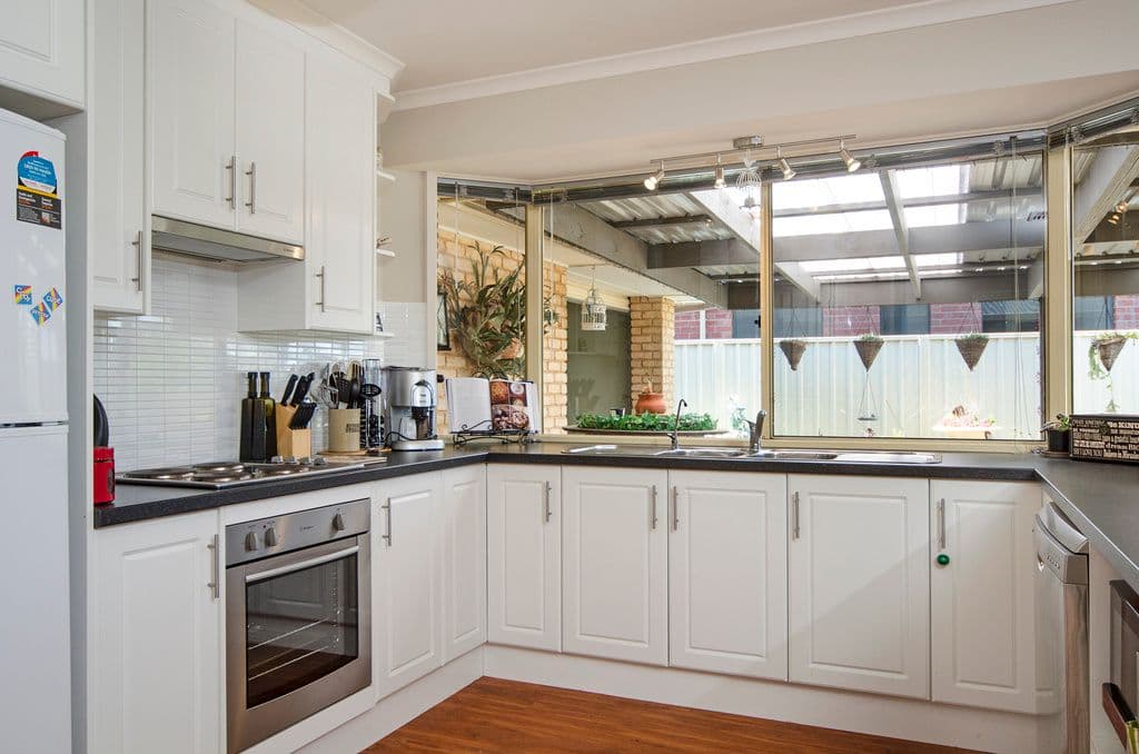 190 Excelsior Parade, Hindmarsh Island SA 5214, Hindmarsh Island - Thumbnail 4