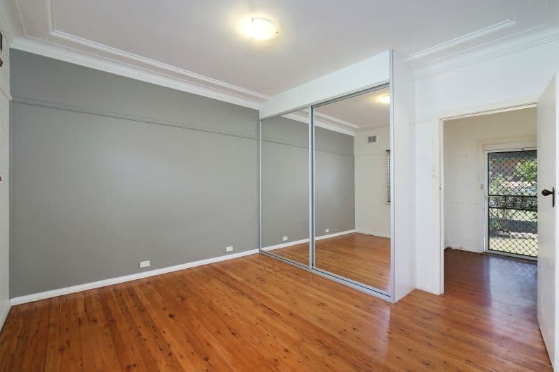 6 Edgewater Avenue, Green Point - Thumbnail 5