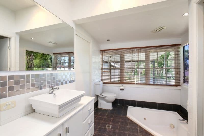 6 Edgewater Avenue, Green Point - Thumbnail 6