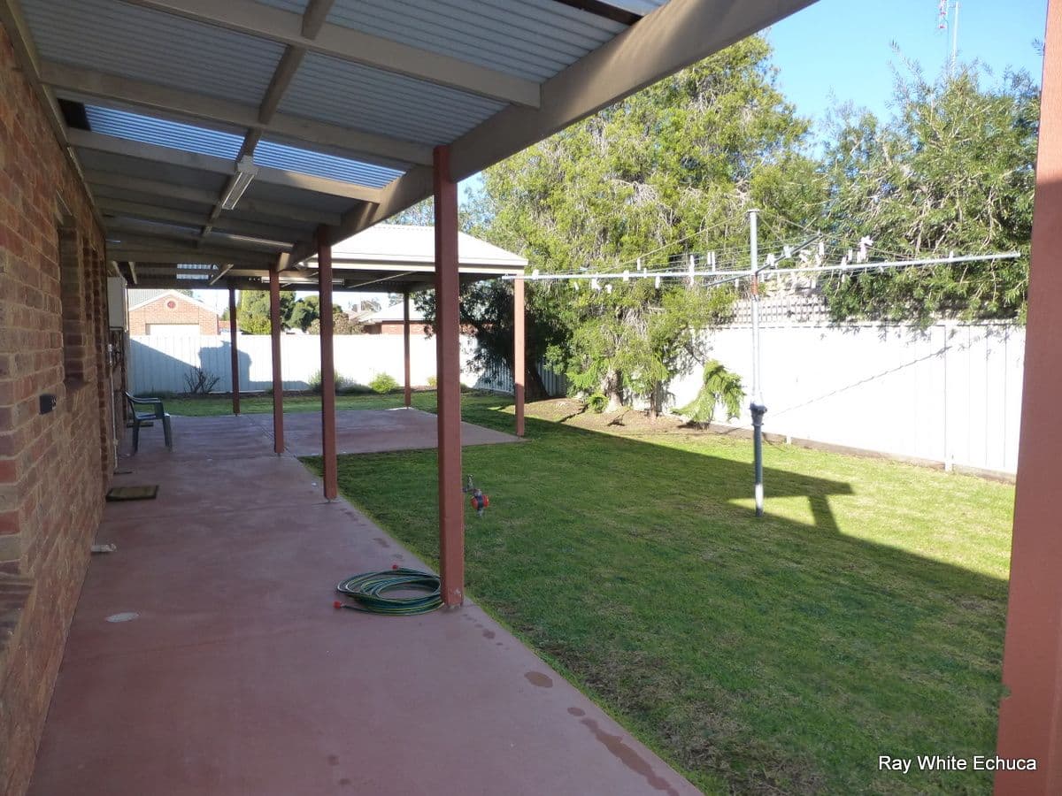 14 Emma Court, ECHUCA VIC 3564, Echuca - Thumbnail 3