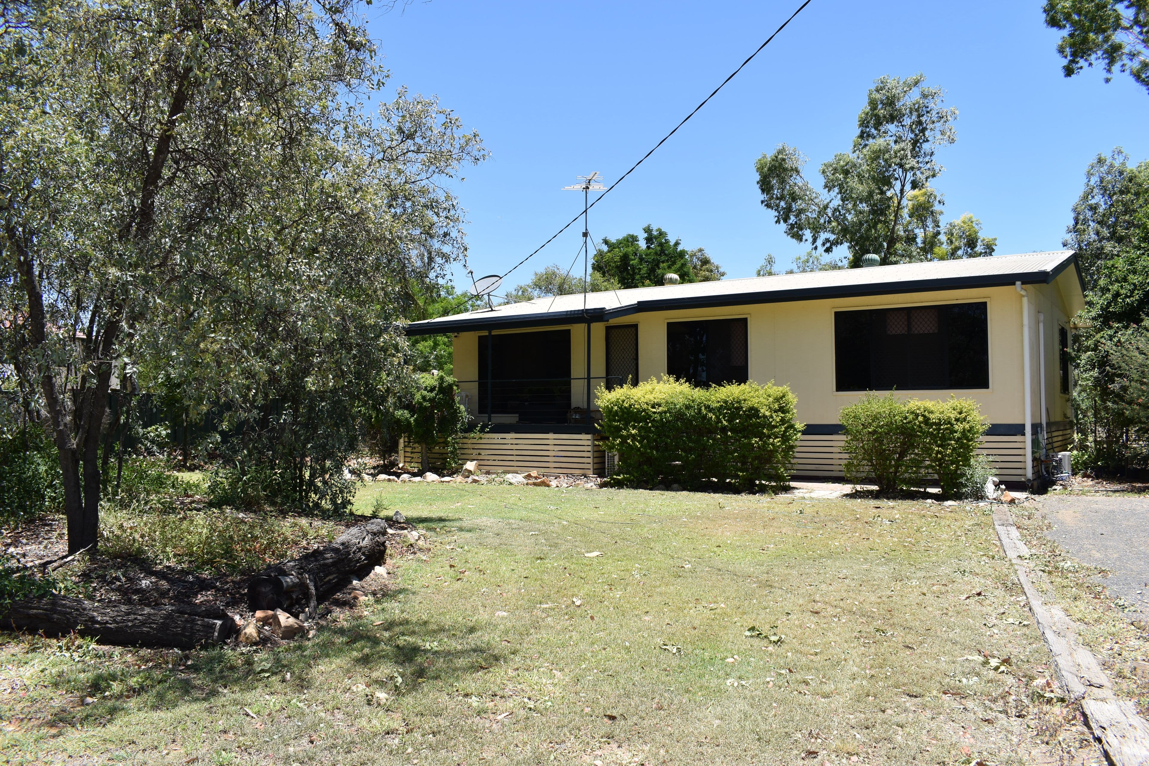7B Andrews Road, Emerald QLD 4720, Emerald - Image 1