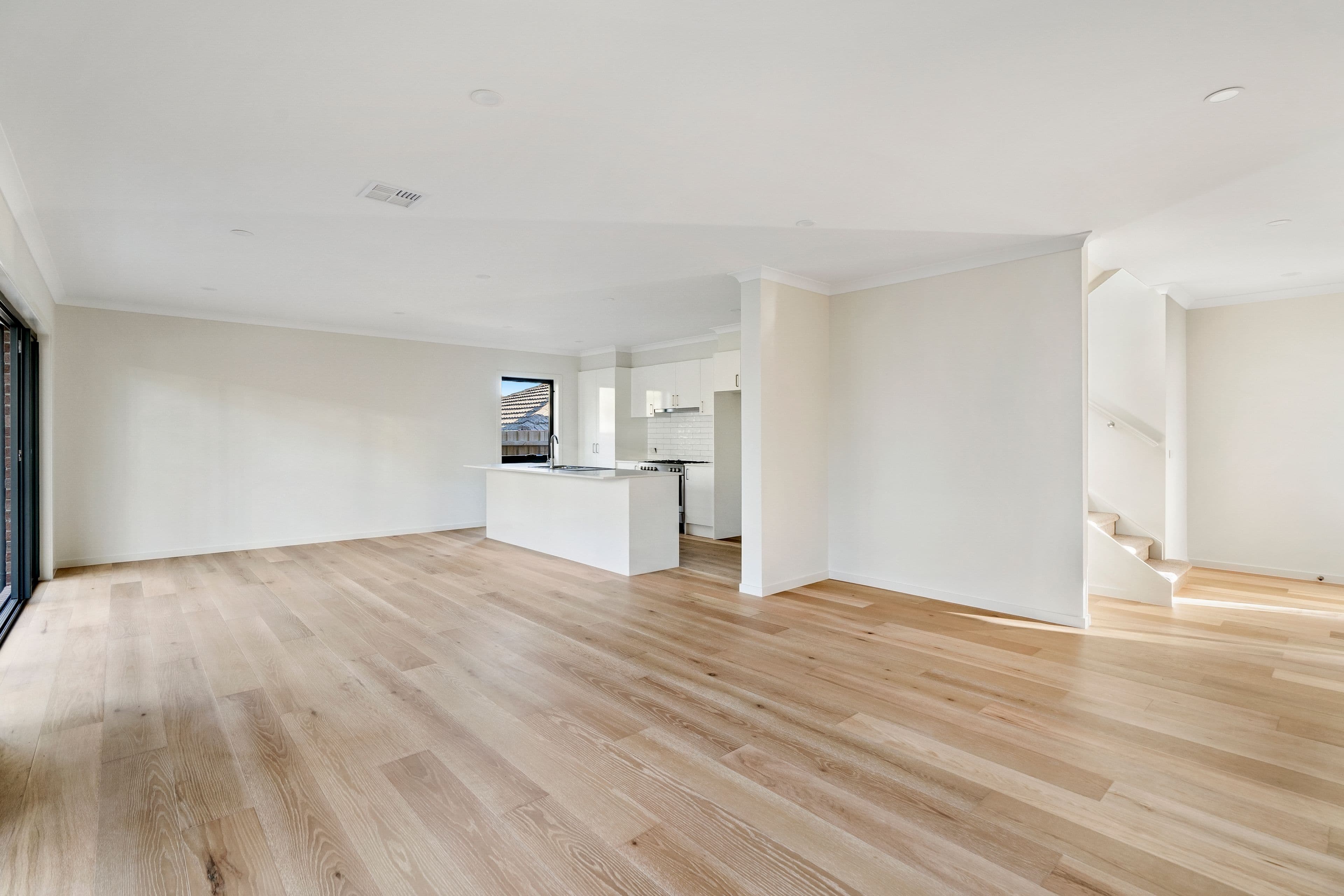 10A Fernbank Court, Kilsyth VIC 3137, Kilsyth - Thumbnail 2