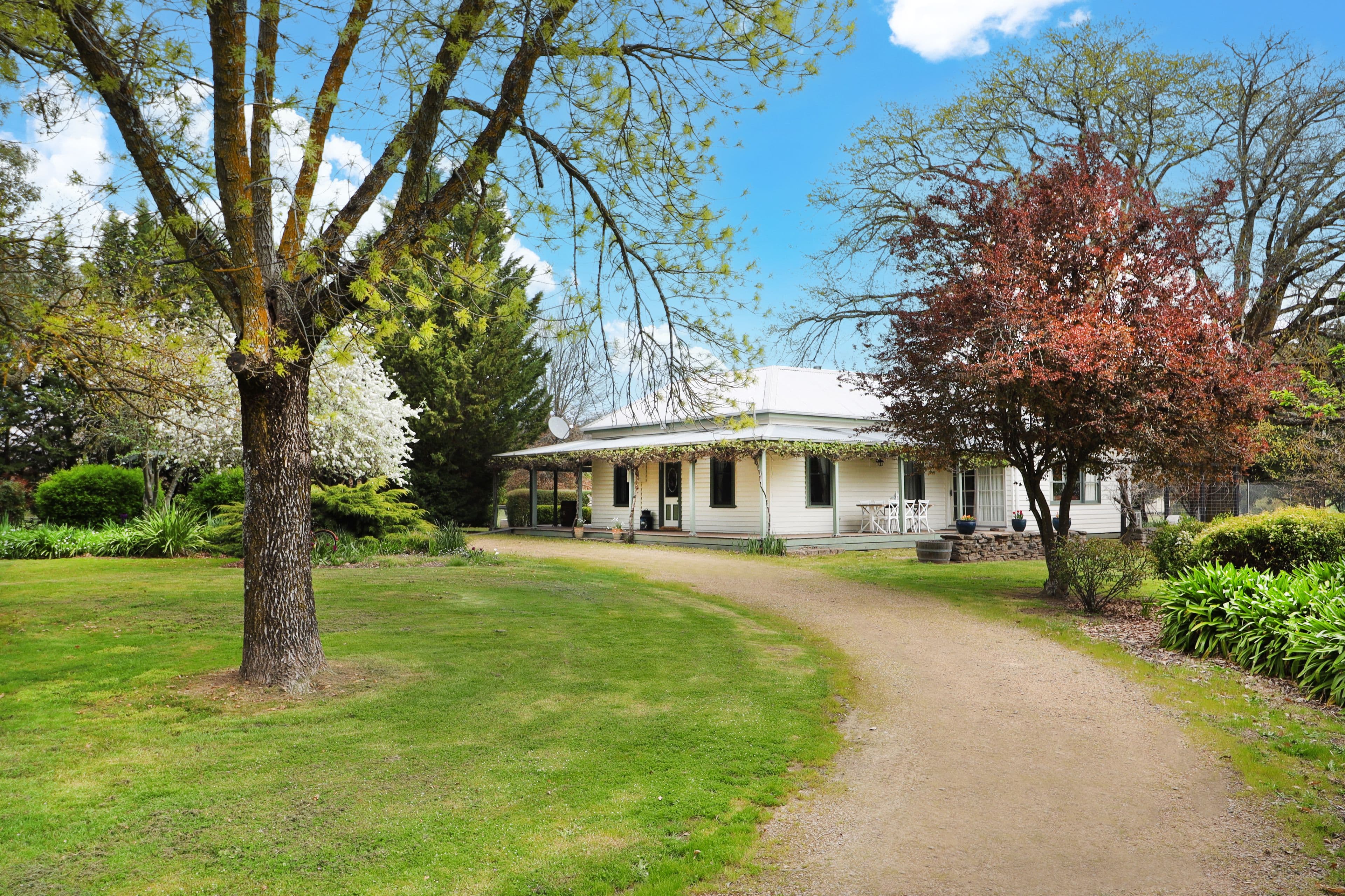 880 Mansfield-Woods Point Road, Mansfield VIC 3722, Mansfield - Image 1