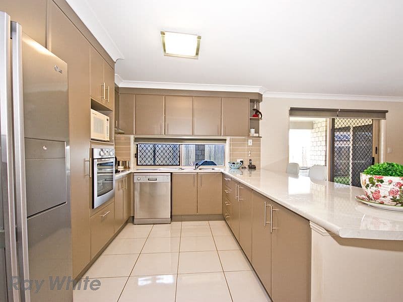 19  Summit Terrace, FOREST LAKE QLD 4078, Forest Lake - Thumbnail 3