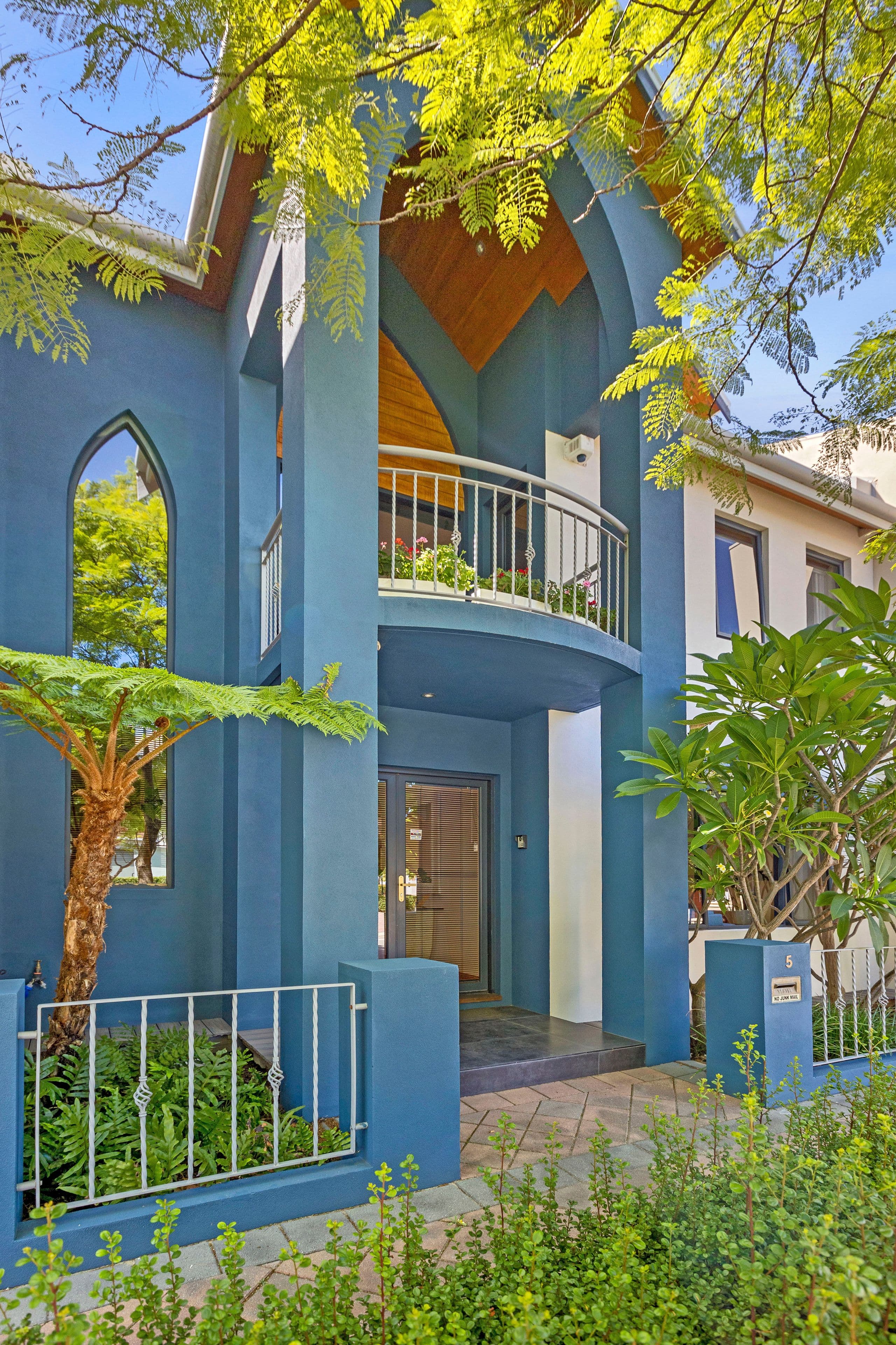 5 Darbon Crescent, Subiaco WA 6008, Subiaco - Thumbnail 2
