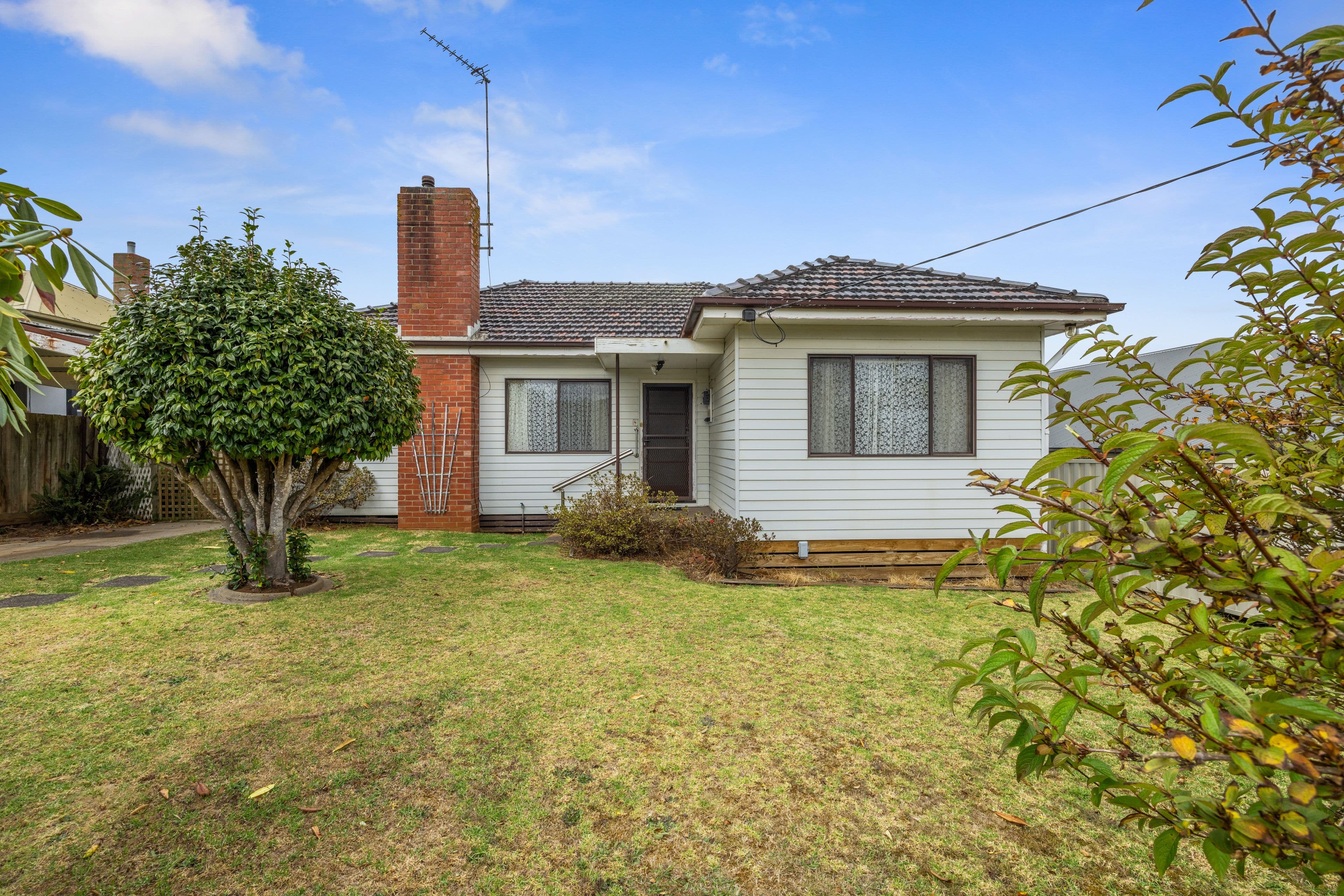 12 Gray Street, Leongatha VIC 3953, Leongatha - Thumbnail 2