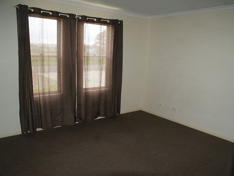 82 Commerce Road, MURRAY BRIDGE SA 5253, Murray Bridge - Thumbnail 8