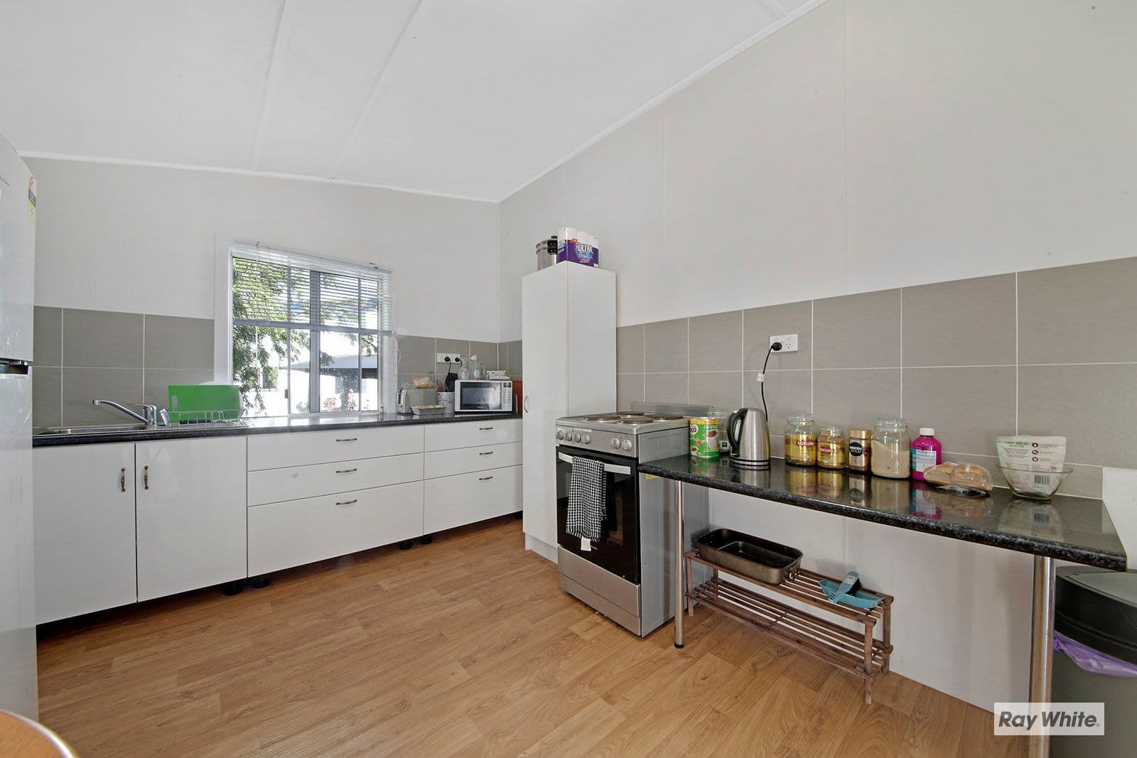 29 Adelaide Park Road, Yeppoon QLD 4703, Yeppoon - Thumbnail 6