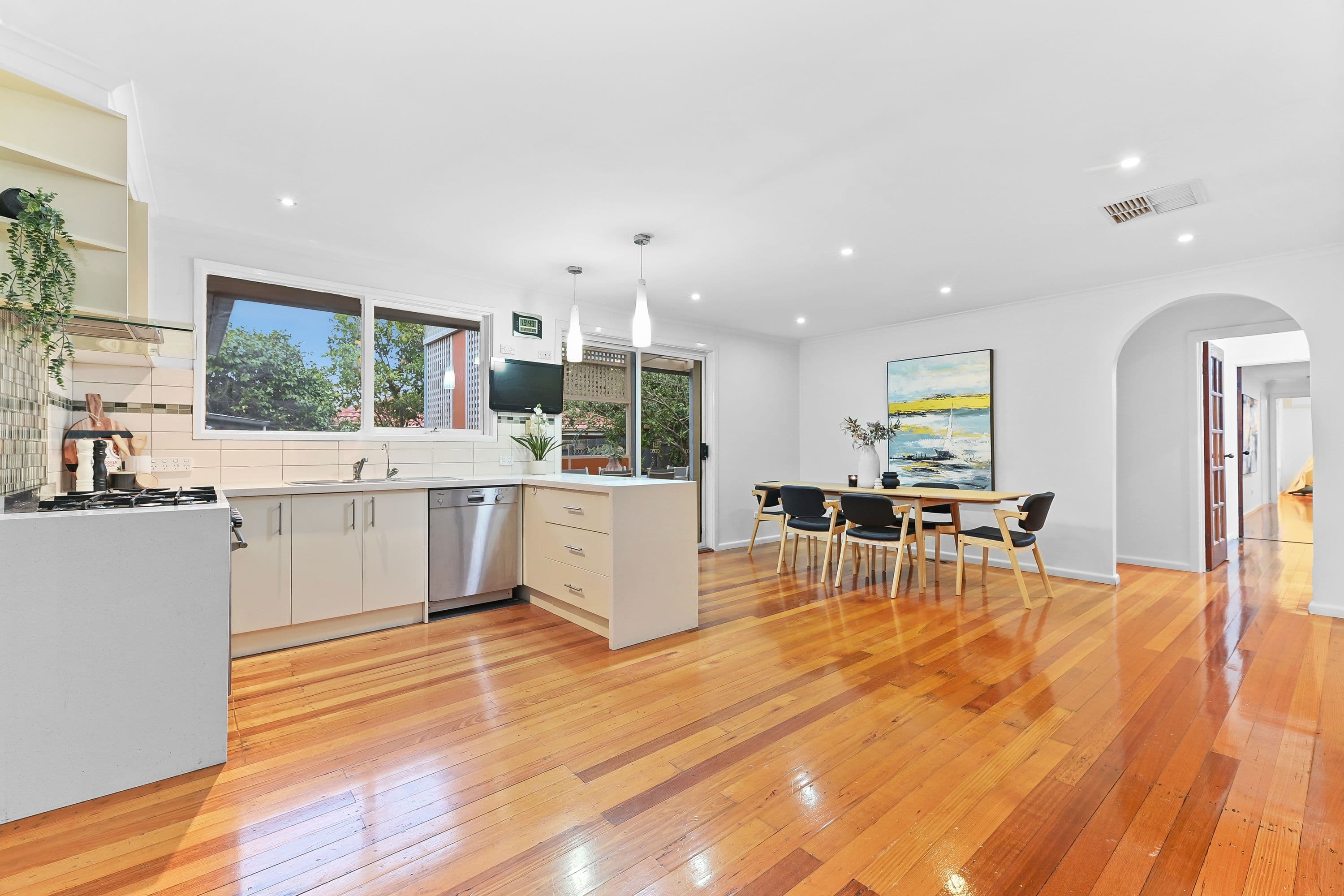 62 Radleigh Drive, Wheelers Hill VIC 3150, Wheelers Hill - Thumbnail 4