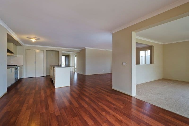 25 Danfield Drive, TARNEIT VIC 3029, Tarneit - Thumbnail 2