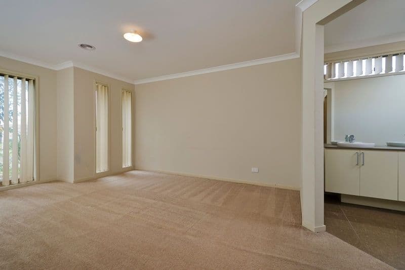 25 Danfield Drive, TARNEIT VIC 3029, Tarneit - Thumbnail 6