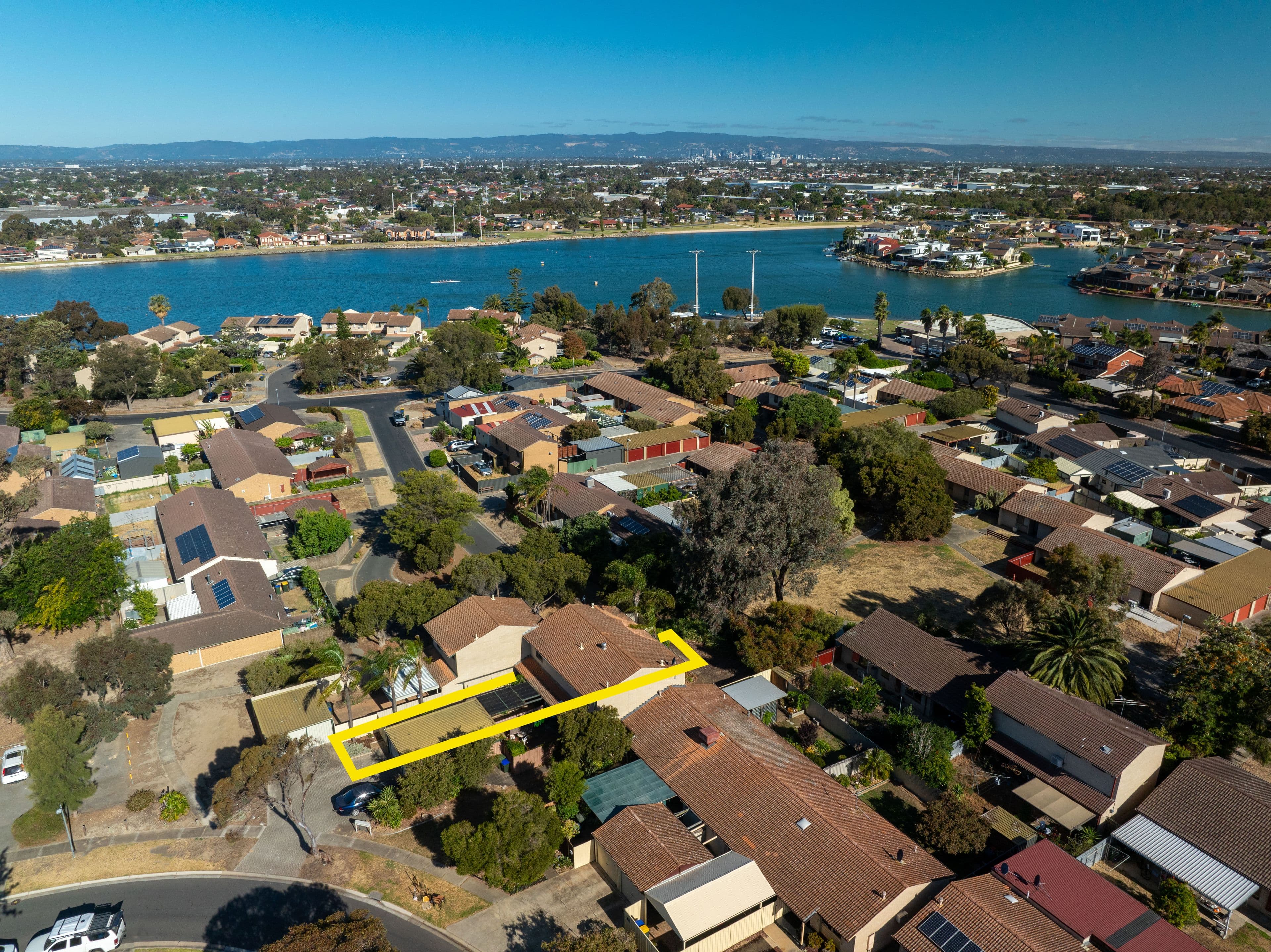 40 Pelican Place, Semaphore Park SA 5019, Semaphore Park - Thumbnail 2