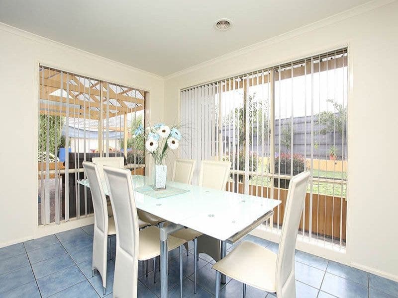 4 Cathedral Mews, Caroline Springs - Thumbnail 5