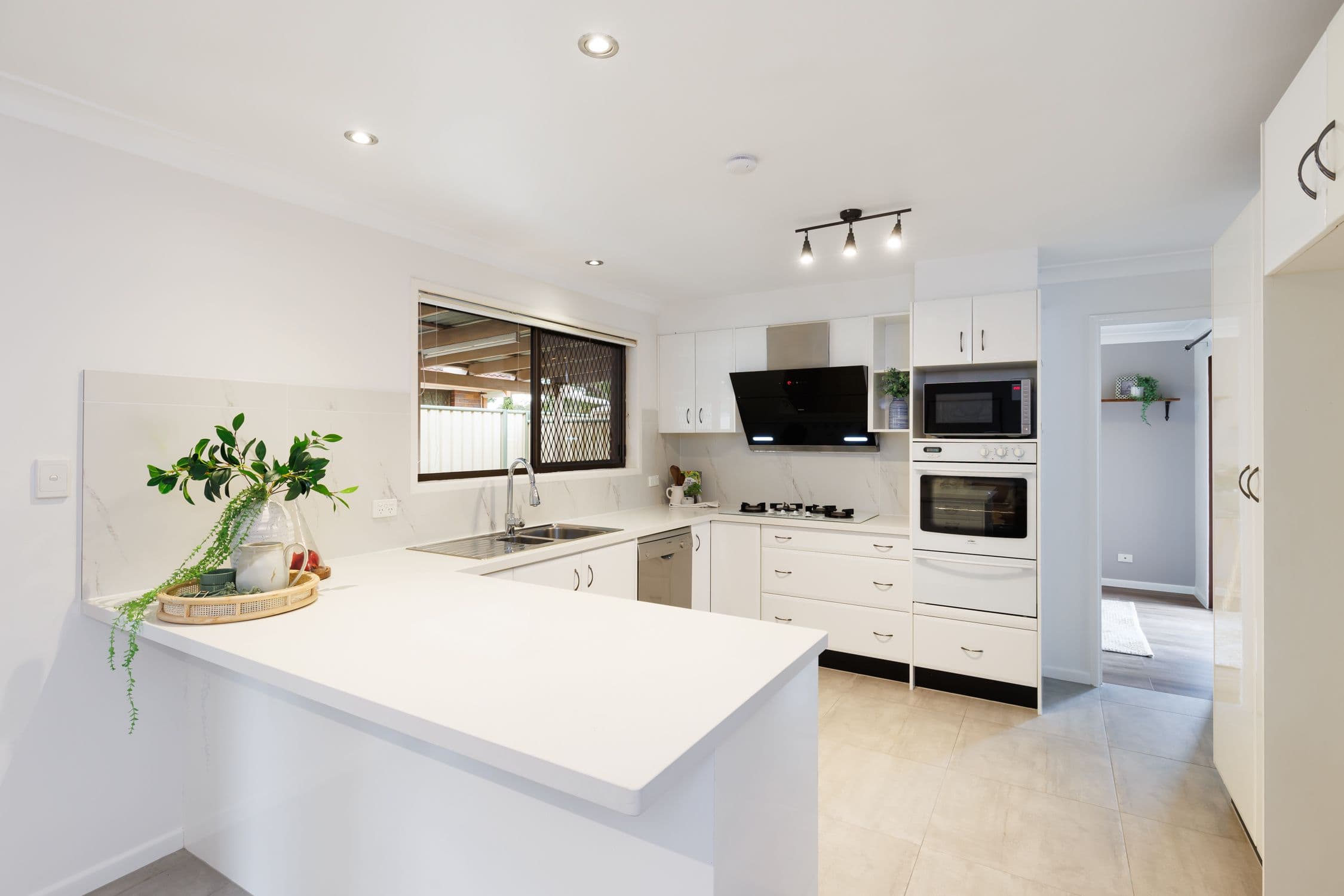12 Tapioca Street, Eight Mile Plains QLD 4113, Eight Mile Plains - Thumbnail 6