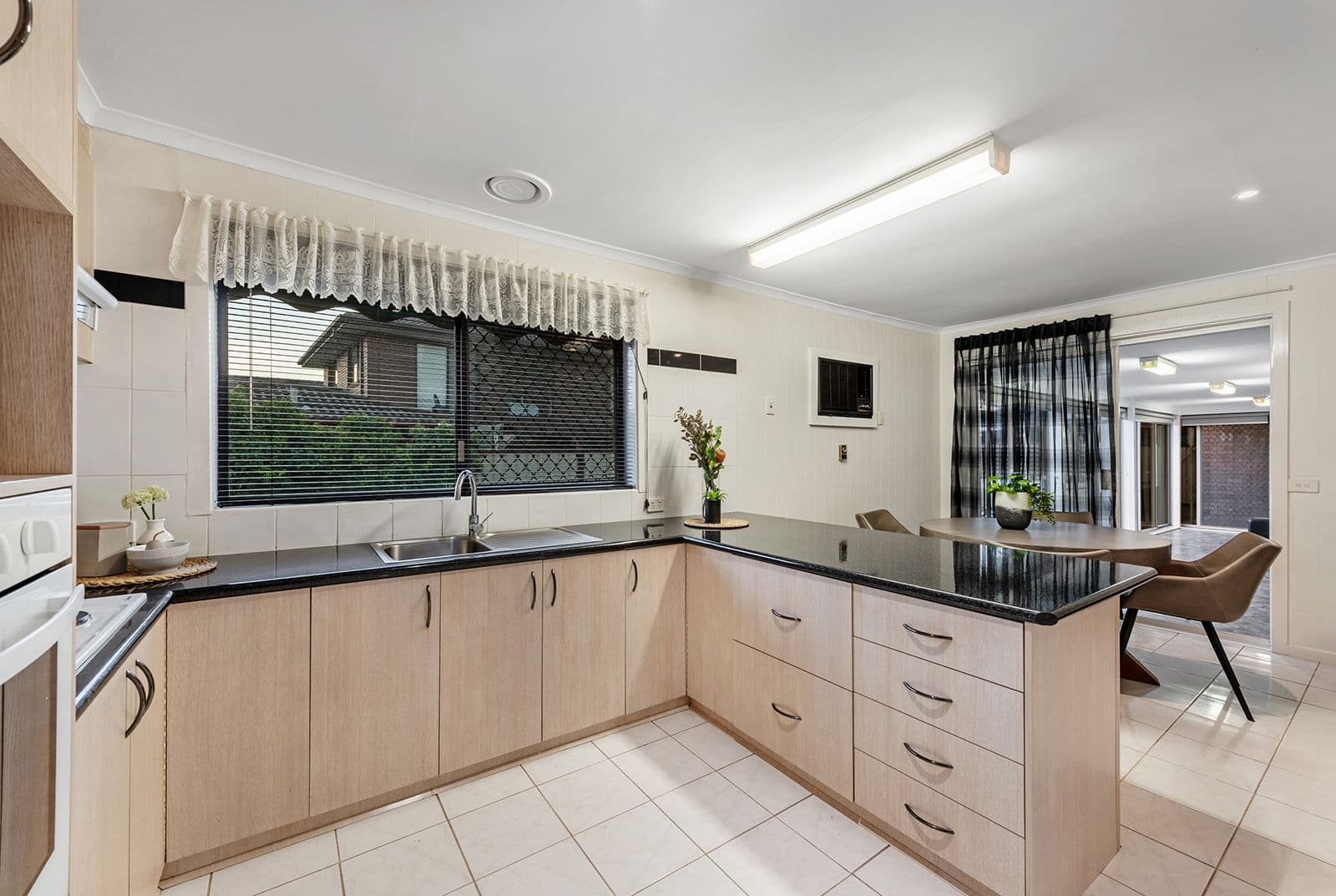 16 Carbine Way, Keilor Downs VIC 3038, Keilor Downs - Thumbnail 8