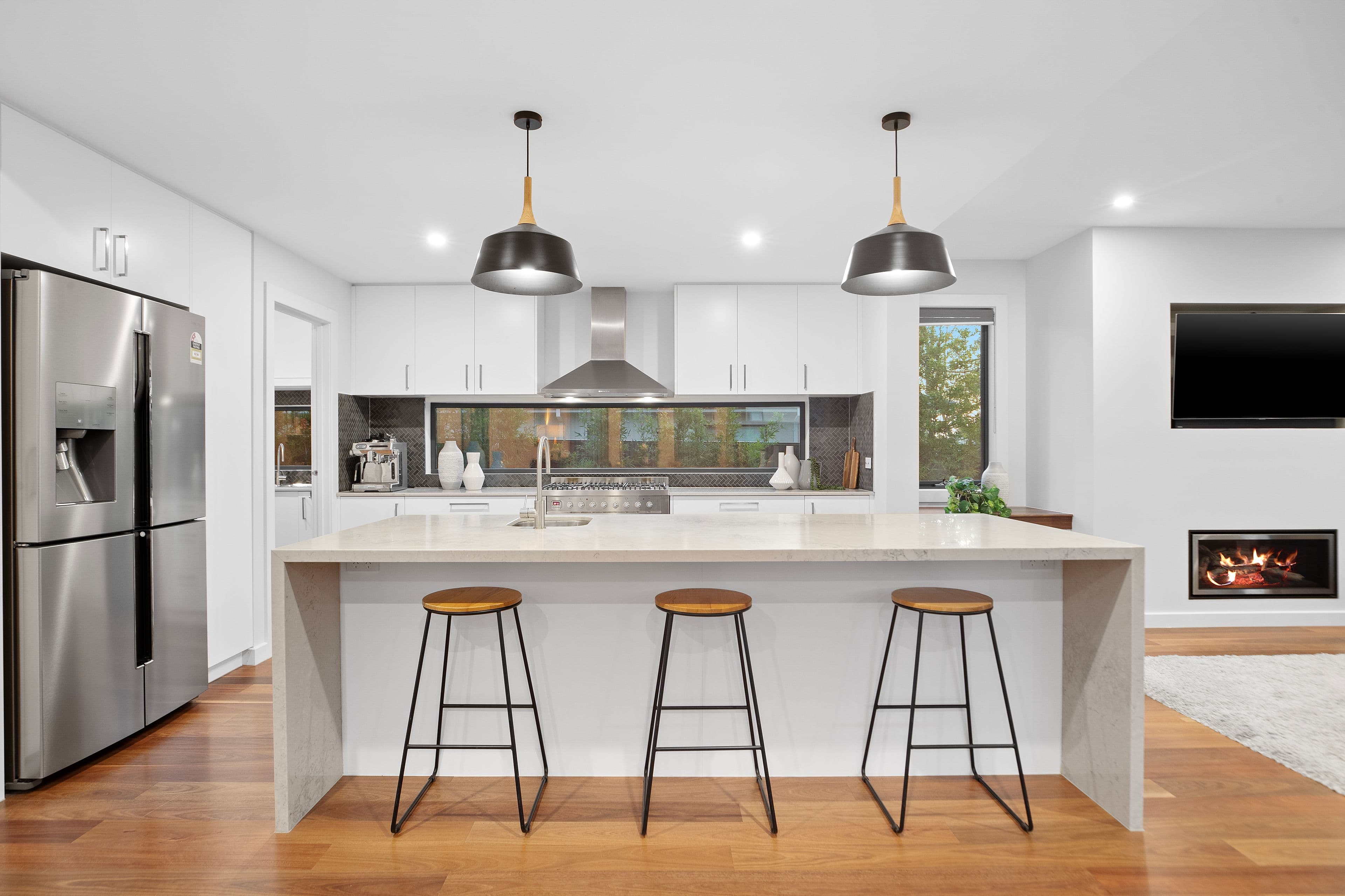 10 Dianella Way, Lysterfield VIC 3156, Lysterfield - Thumbnail 2