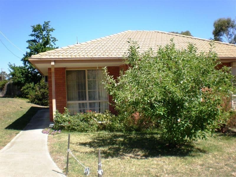 19 Delatite Road, SEYMOUR VIC 3660, Seymour - Thumbnail 2