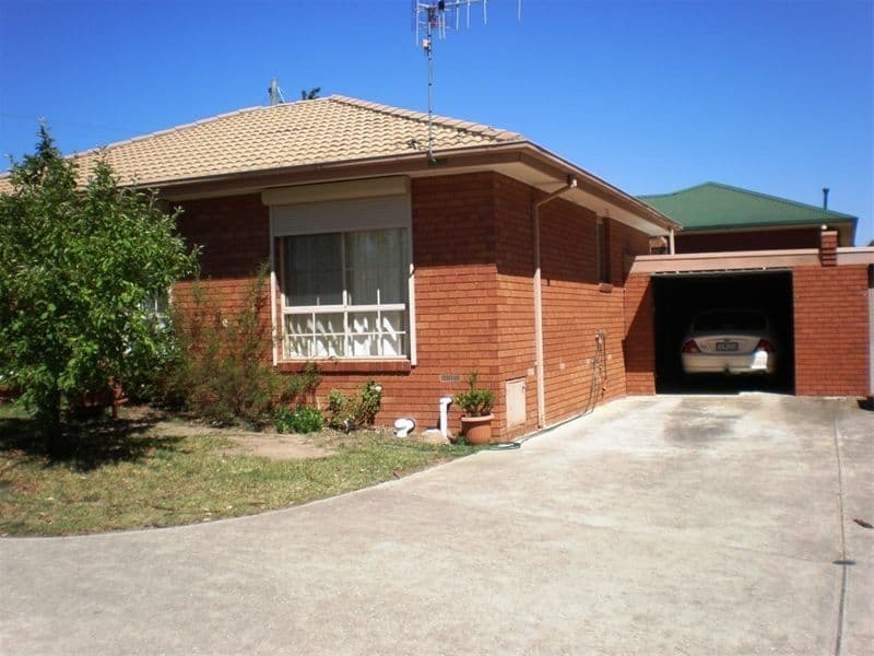19 Delatite Road, SEYMOUR VIC 3660, Seymour - Thumbnail 3