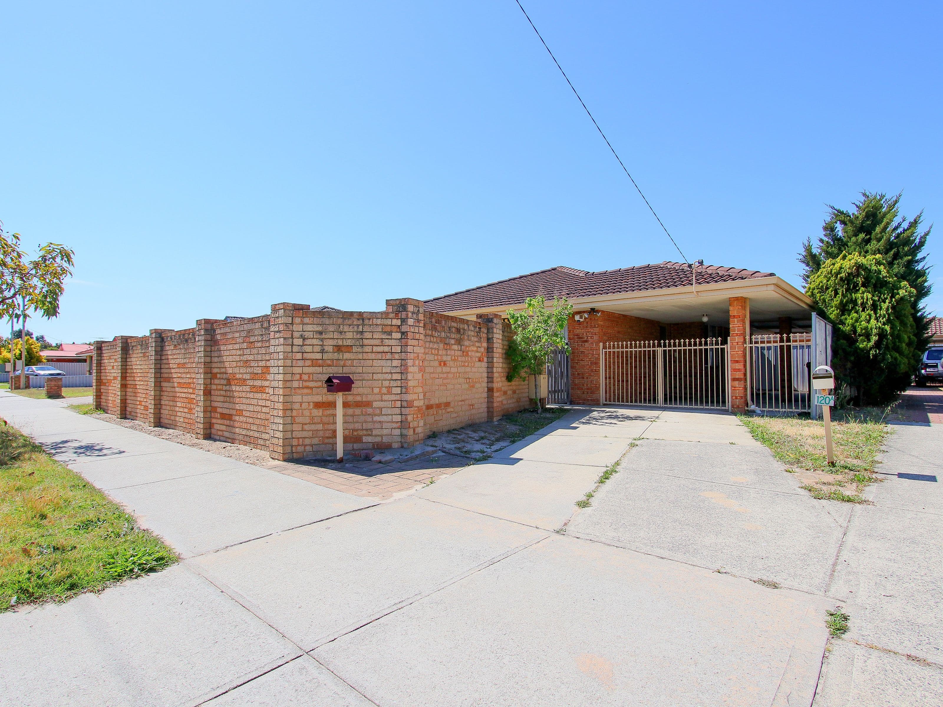 120 Centre Street, Queens Park WA 6107, Queens Park - Image 1