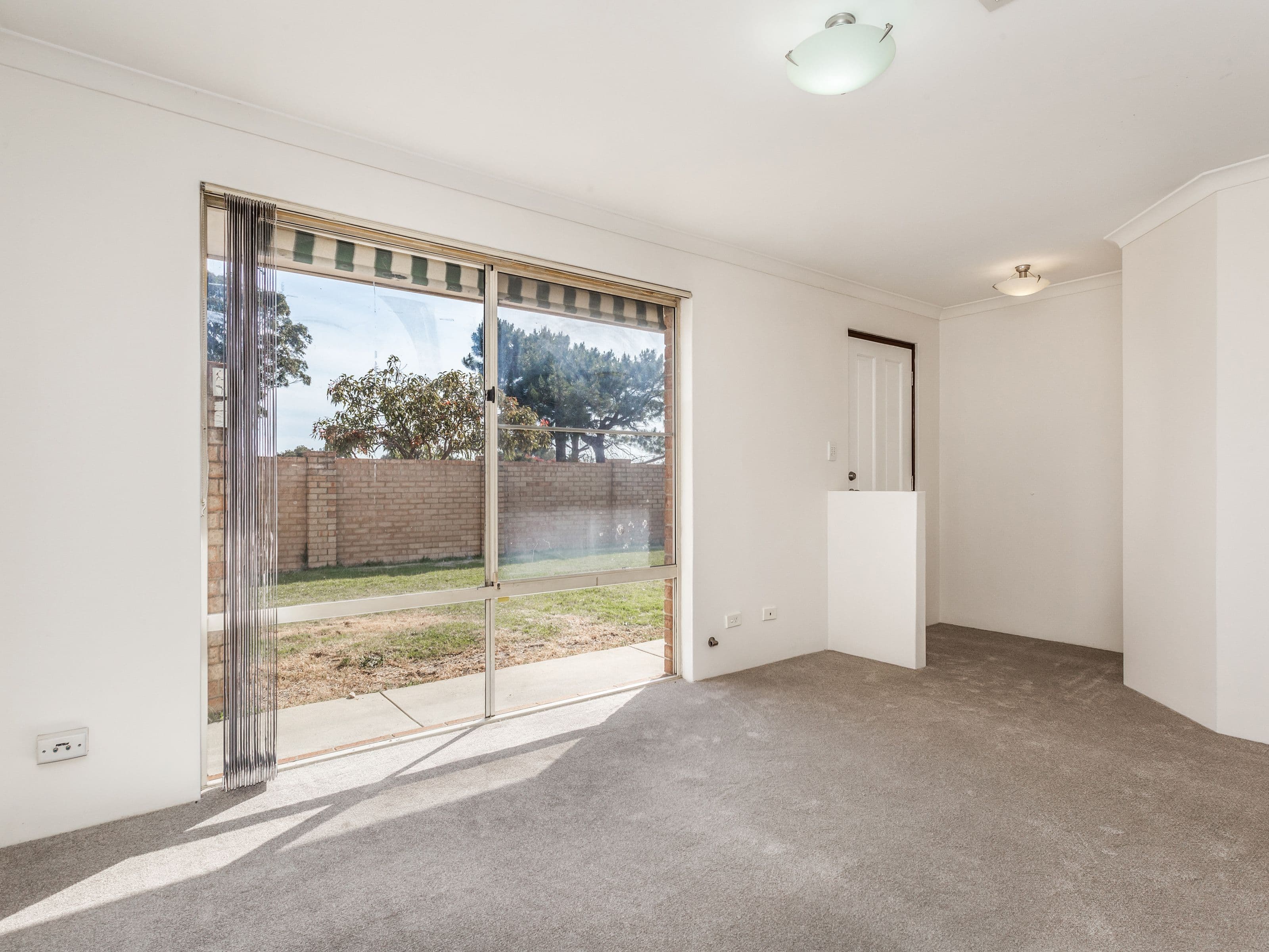 120 Centre Street, Queens Park WA 6107, Queens Park - Thumbnail 4