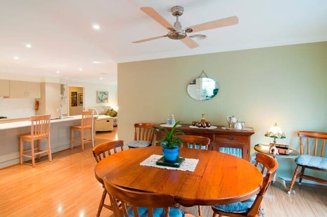 33 Mison Circuit, MOLLYMOOK NSW 2539, Mollymook Beach - Thumbnail 6