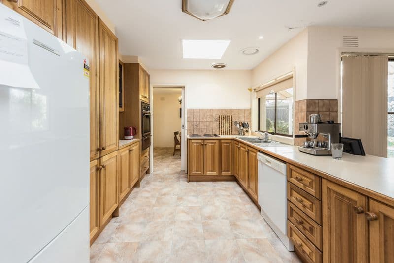 13 Cook Road, Melton South VIC 3338, Melton South - Thumbnail 2