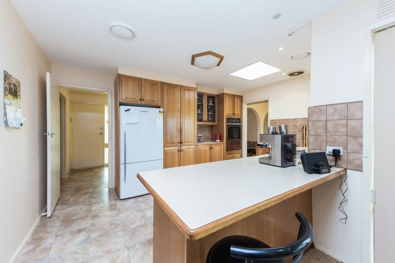13 Cook Road, Melton South VIC 3338, Melton South - Thumbnail 3
