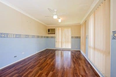 1  Oriole Street, GLENMORE PARK NSW 2745, Glenmore Park - Thumbnail 3