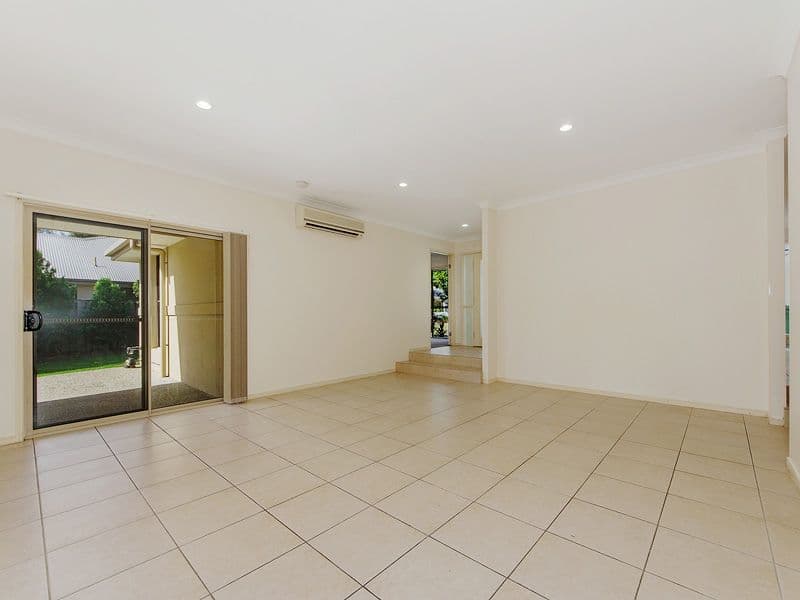 8 Icefire Lane, Coomera Waters QLD 4209, Coomera - Thumbnail 5