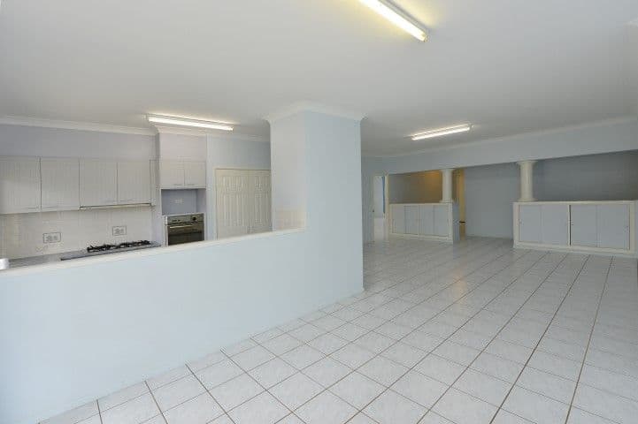 36 Belclaire Drive, WESTBROOK QLD 4350, Westbrook - Thumbnail 4