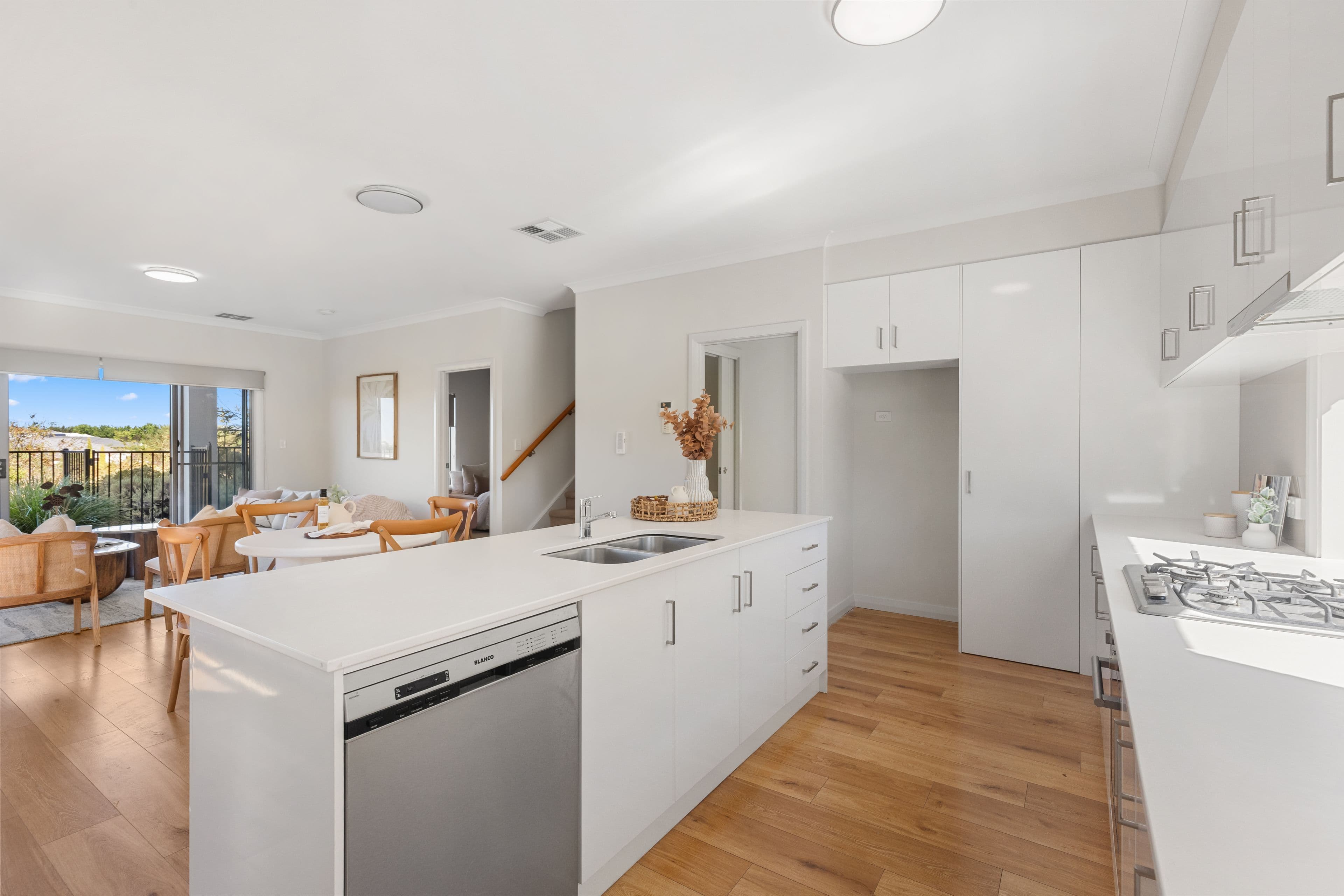 14 Seaway Road, Hallett Cove SA 5158, Hallett Cove - Thumbnail 8