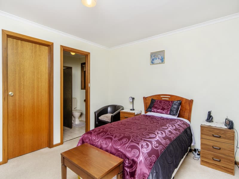 23 Jagger Crescent, Woodcroft - Thumbnail 8