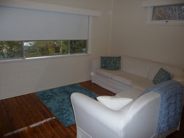 22 Grandview Avenue, TURVEY PARK NSW 2650, Turvey Park - Thumbnail 4