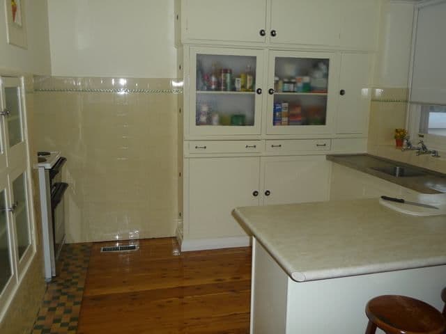 22 Grandview Avenue, TURVEY PARK NSW 2650, Turvey Park - Thumbnail 6