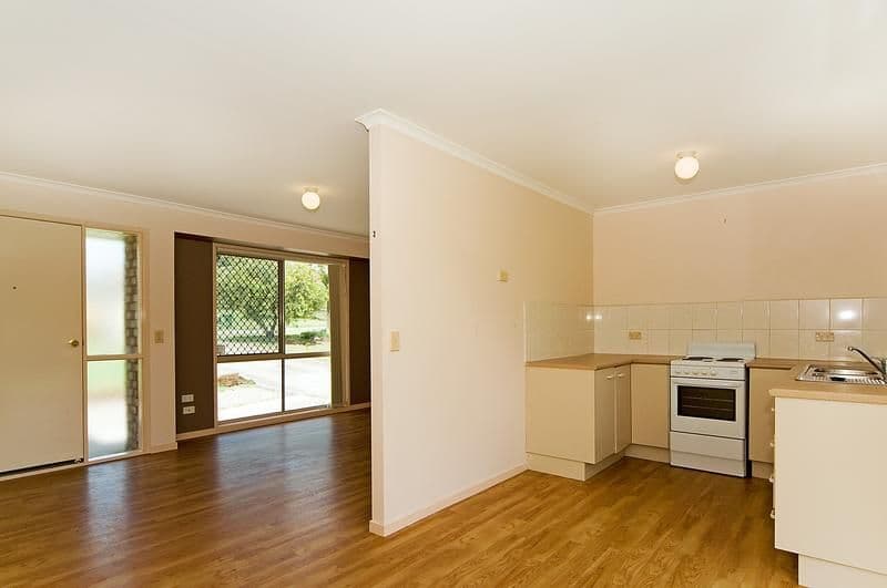 8  Jason Court, REDBANK PLAINS QLD 4301, Redbank Plains - Thumbnail 7