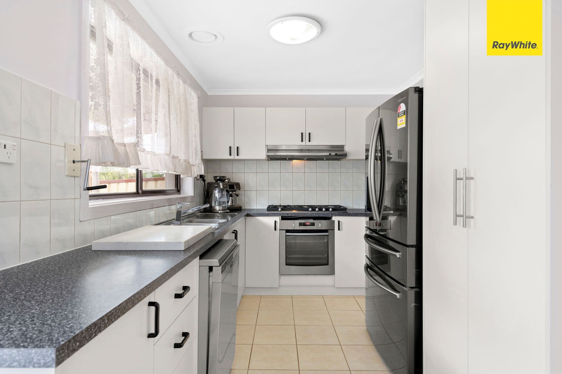 14 Droitwich Crescent, Deer Park VIC 3023, Deer Park - Thumbnail 6