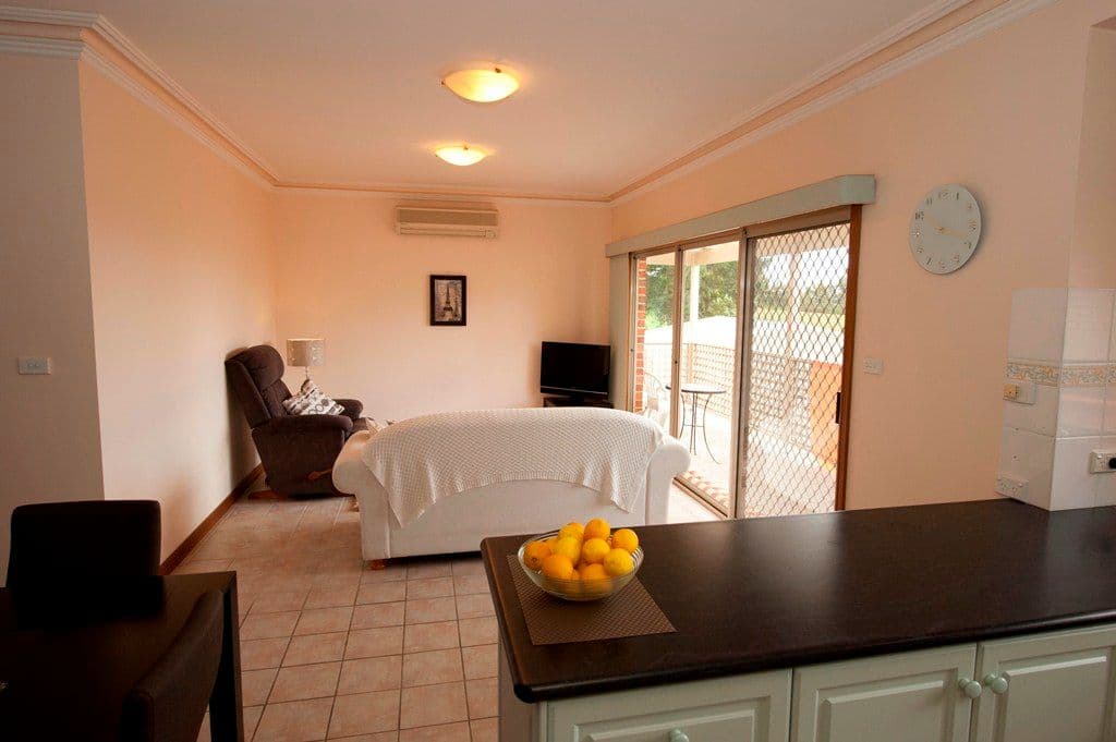 4 Talgarno Court, MOUNT PLEASANT VIC 3350, Mount Pleasant - Thumbnail 5